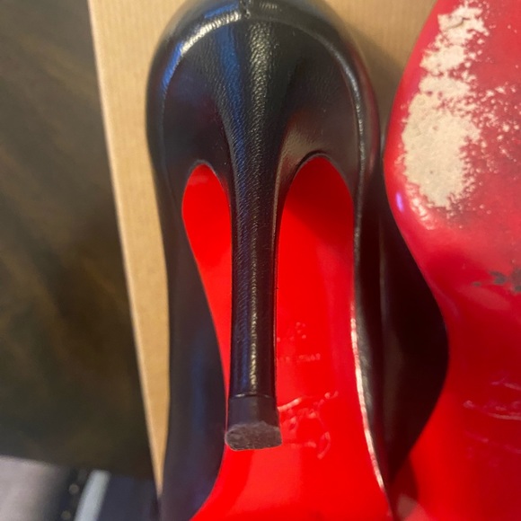 Christian Louboutin 85MM pumps black, red bottom. Size 37.5 - Picture 5 of 11